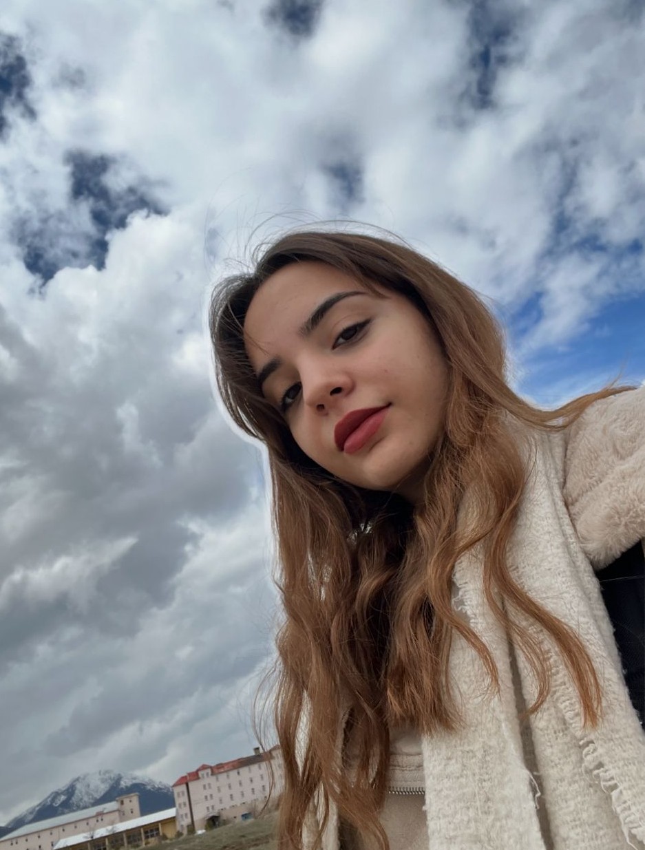 Zeynep Sude Tatlı